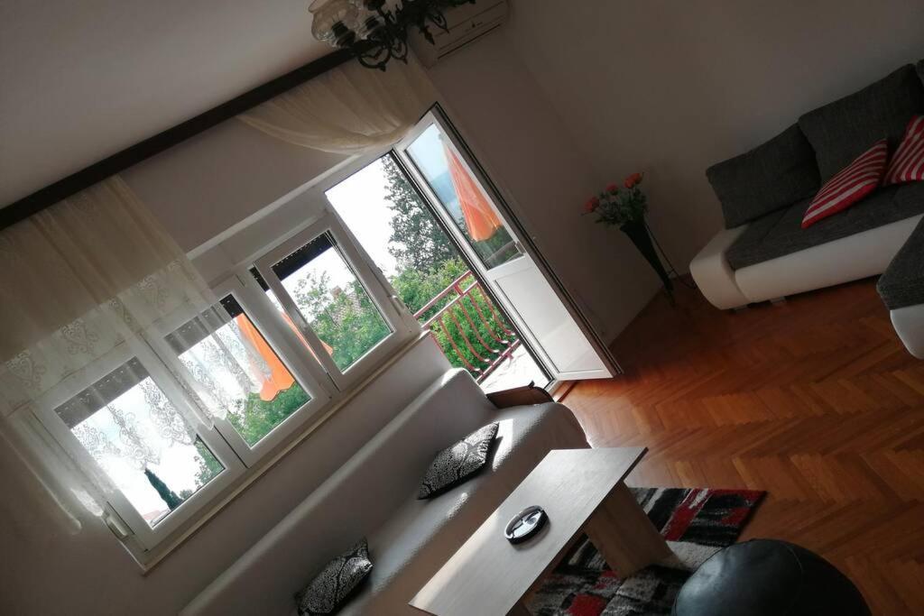 Spacious 2-Room Apartment With Beautiful Sea View Crikvenica Esterno foto