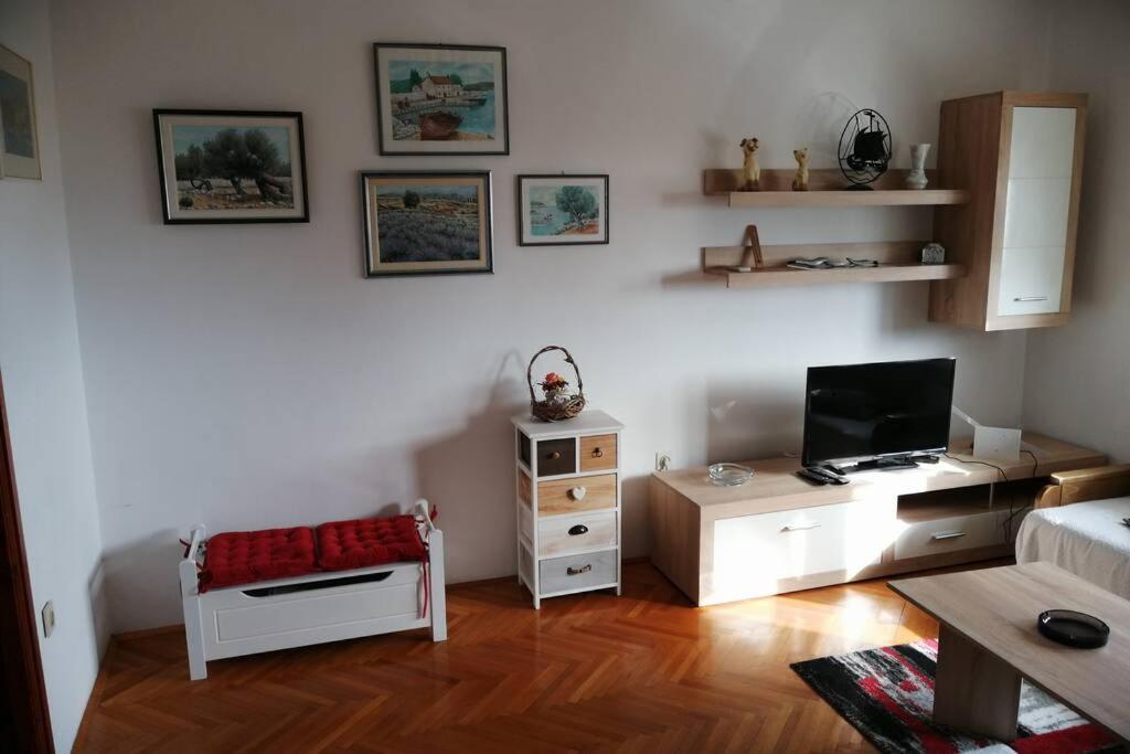 Spacious 2-Room Apartment With Beautiful Sea View Crikvenica Esterno foto