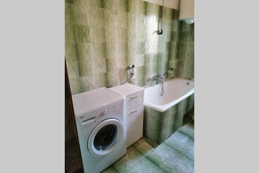 Spacious 2-Room Apartment With Beautiful Sea View Crikvenica Esterno foto
